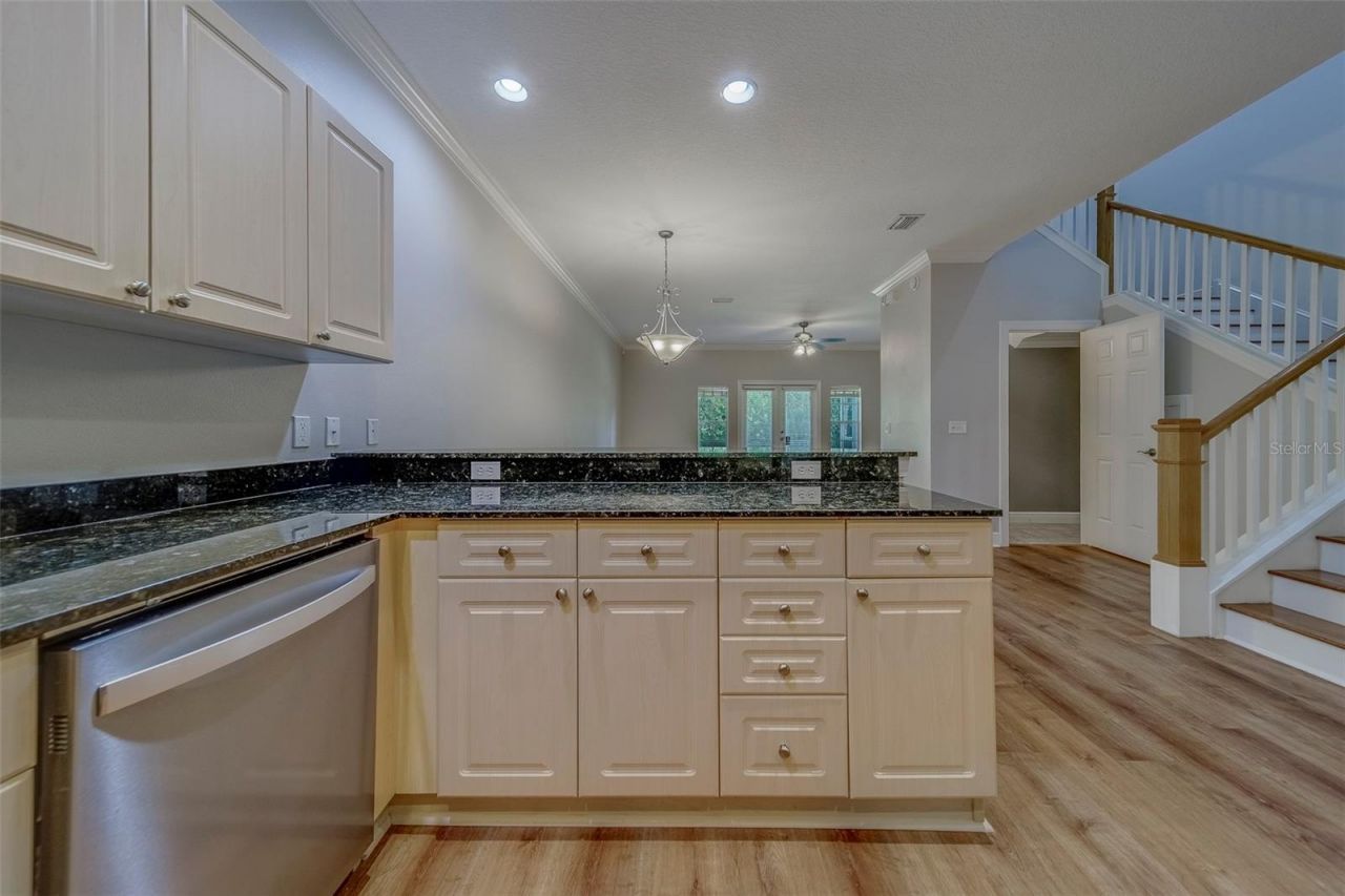 270 Valencia Circle, Saint Petersburg, FL 33716 Photo