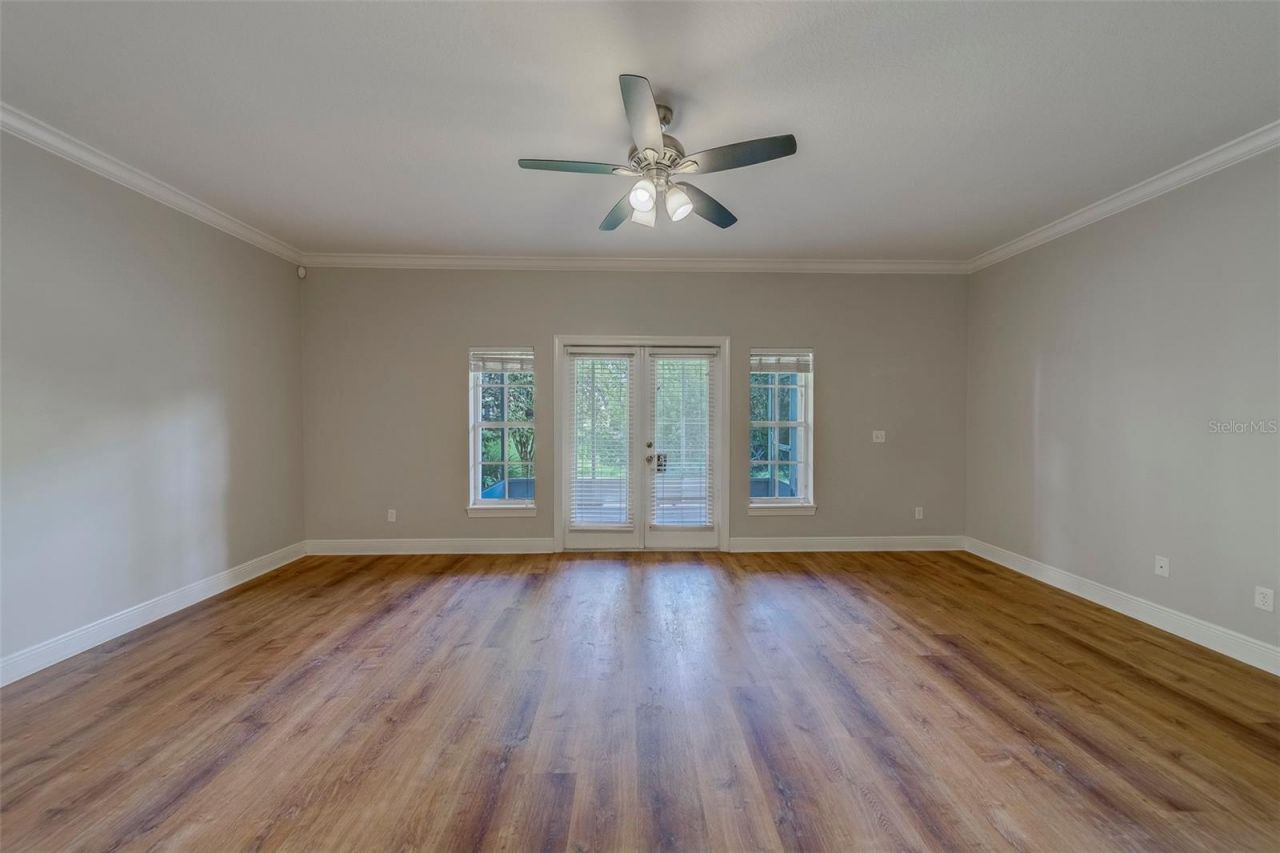 270 Valencia Circle, Saint Petersburg, FL 33716 Photo