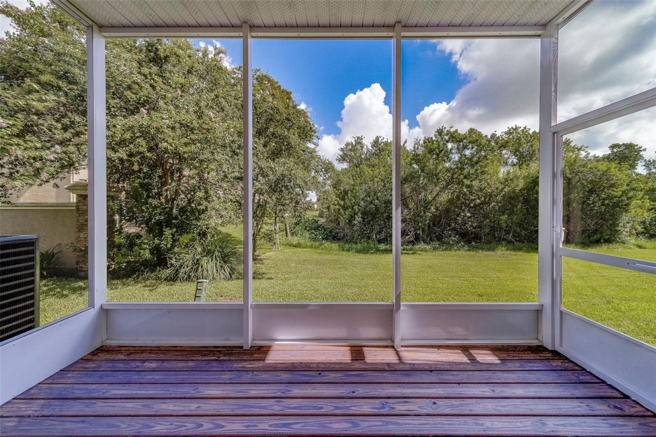 270 Valencia Circle, Saint Petersburg, FL 33716 Photo