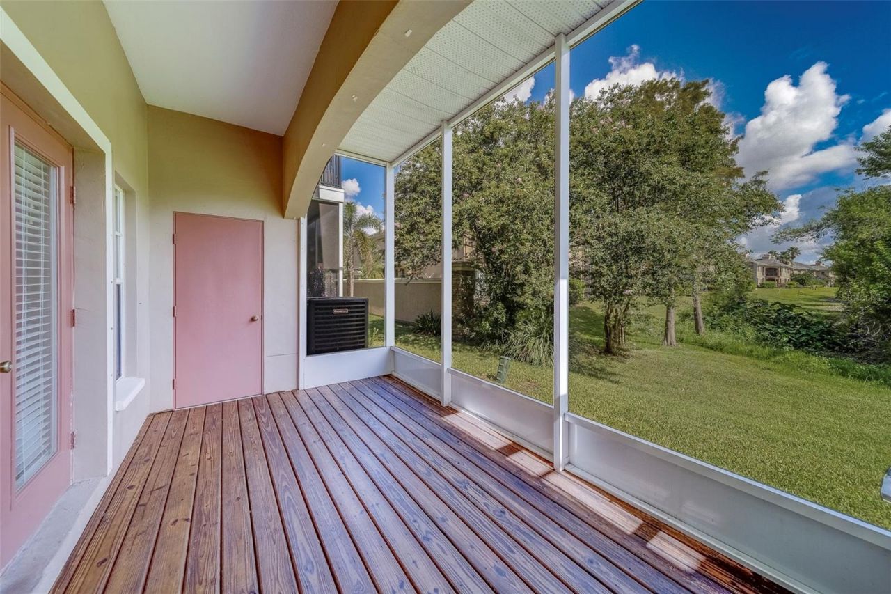 270 Valencia Circle, Saint Petersburg, FL 33716 Photo