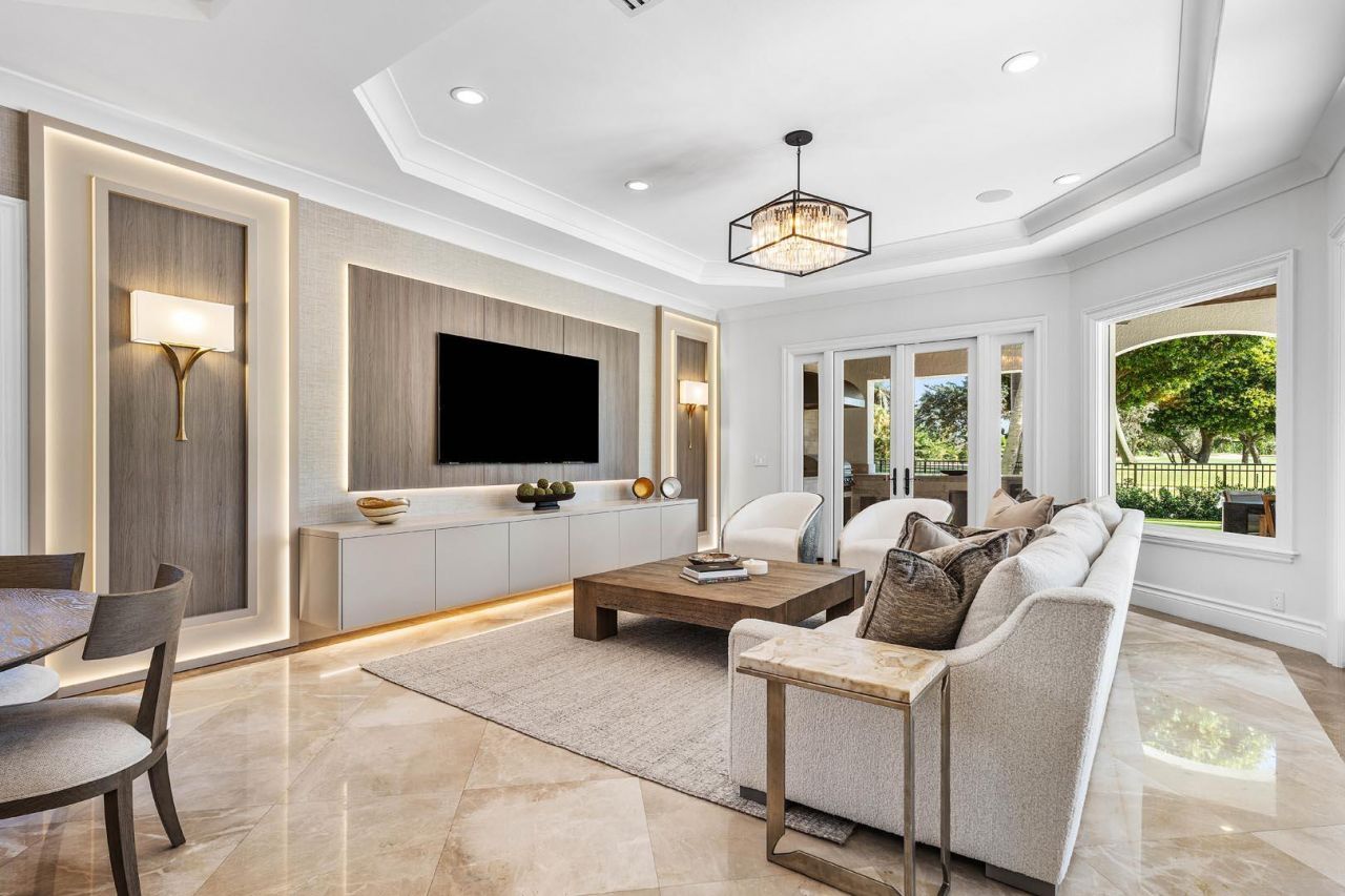 121 Royal Palm Way, Boca Raton, FL 33432 Photo