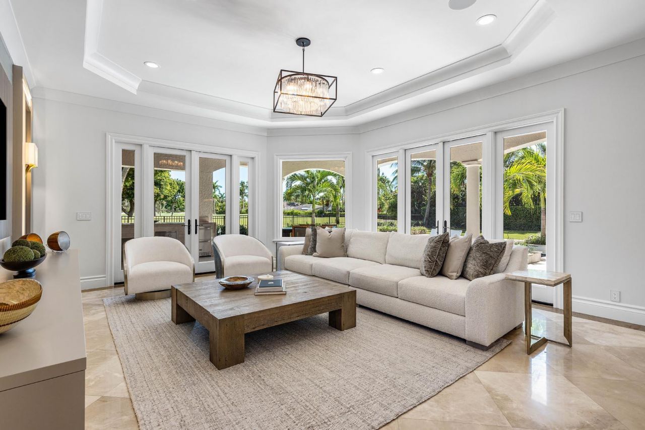 121 Royal Palm Way, Boca Raton, FL 33432 Photo