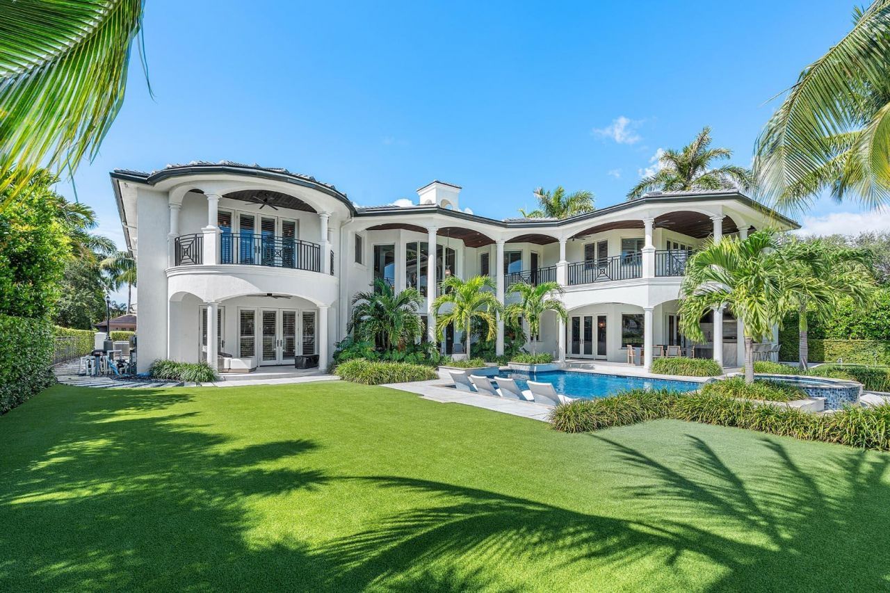 121 Royal Palm Way, Boca Raton, FL 33432 Photo