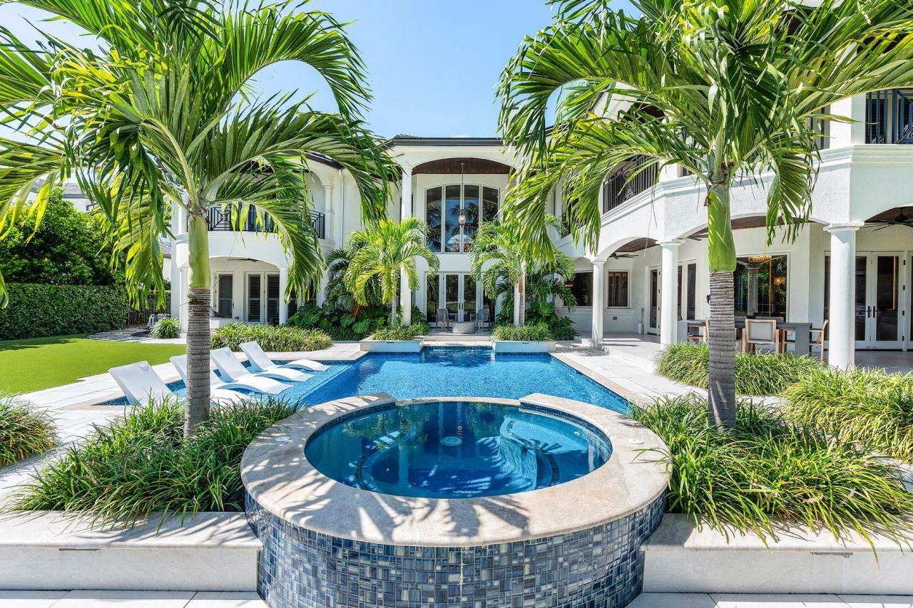 121 Royal Palm Way, Boca Raton, FL 33432 Photo