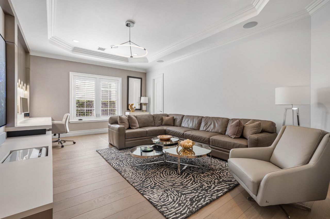 121 Royal Palm Way, Boca Raton, FL 33432 Photo