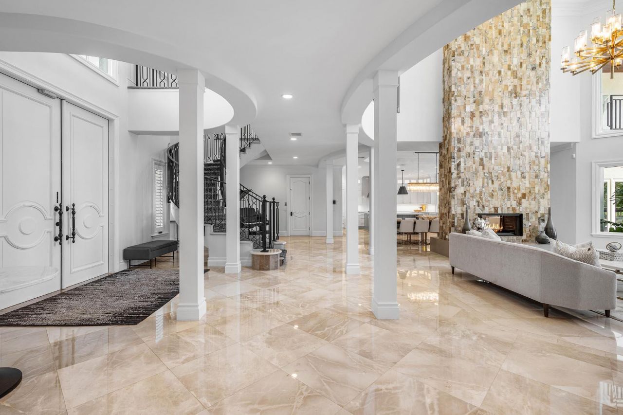 121 Royal Palm Way, Boca Raton, FL 33432 Photo