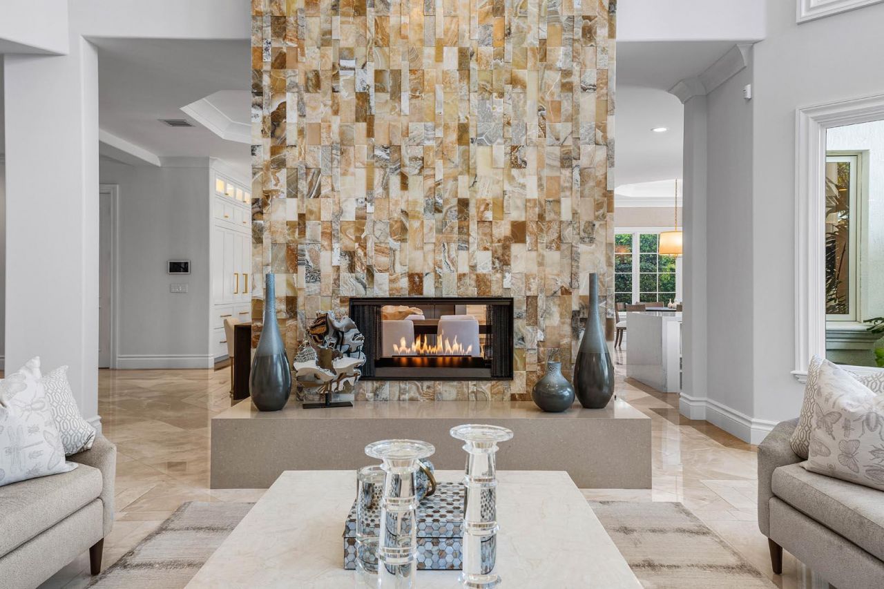 121 Royal Palm Way, Boca Raton, FL 33432 Photo