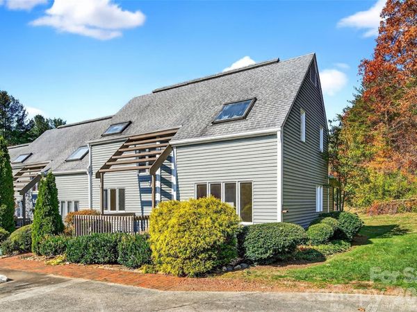 3B Lynx Drive, Black Mountain, NC 28711