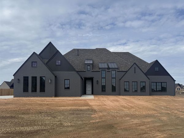 103 E 165th Place S, Glenpool, OK 74033