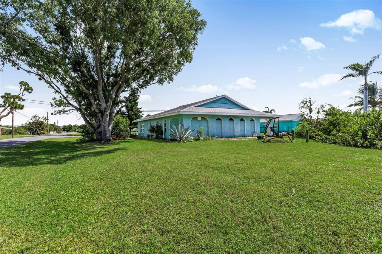1005 Alston Lane, Englewood, FL 34223 Photo