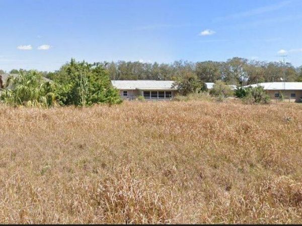 2212 N LACROSS ROAD, AVON PARK, FL 33825