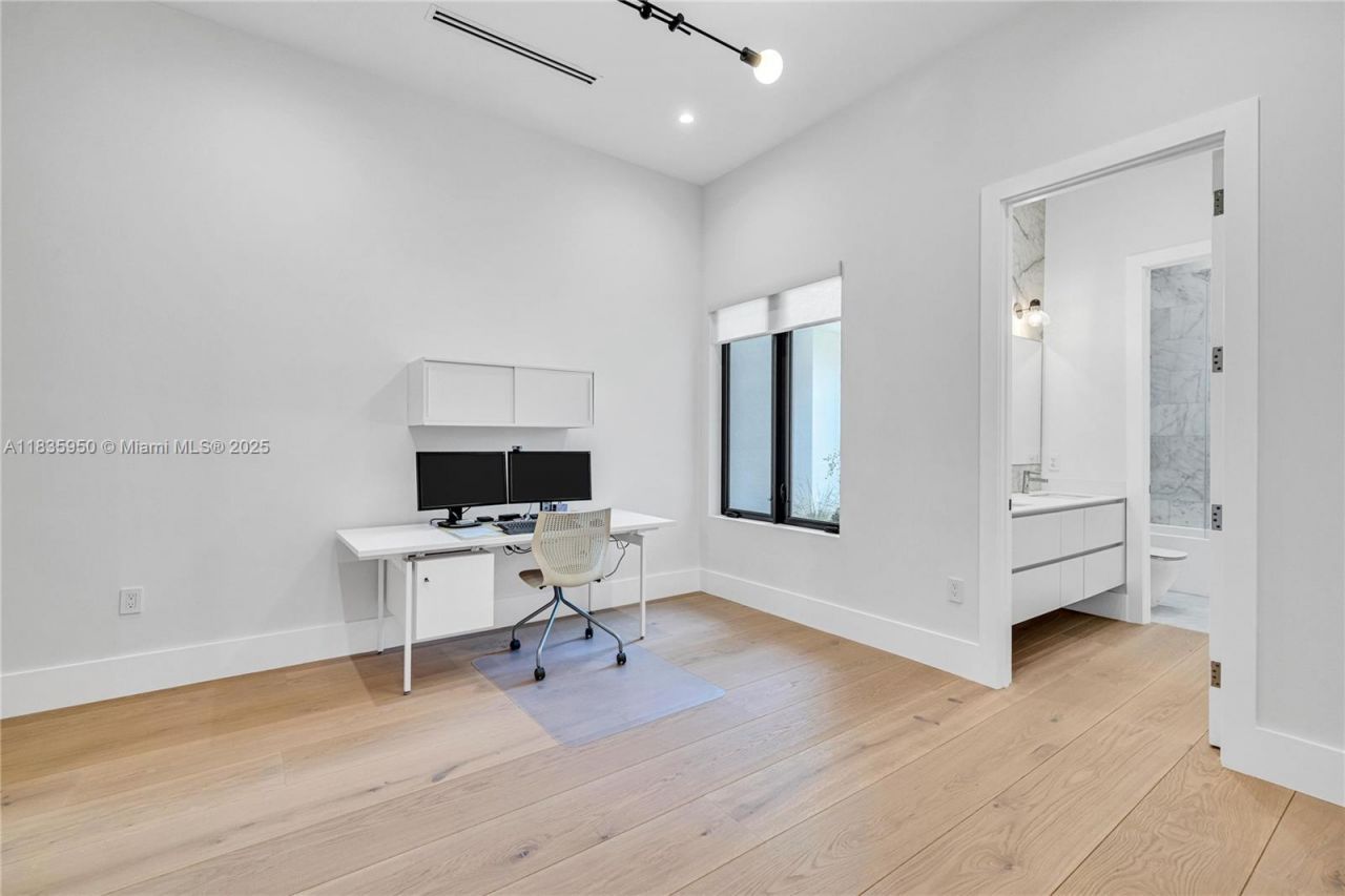 7699 SW 118th St, Pinecrest, FL 33156 Photo