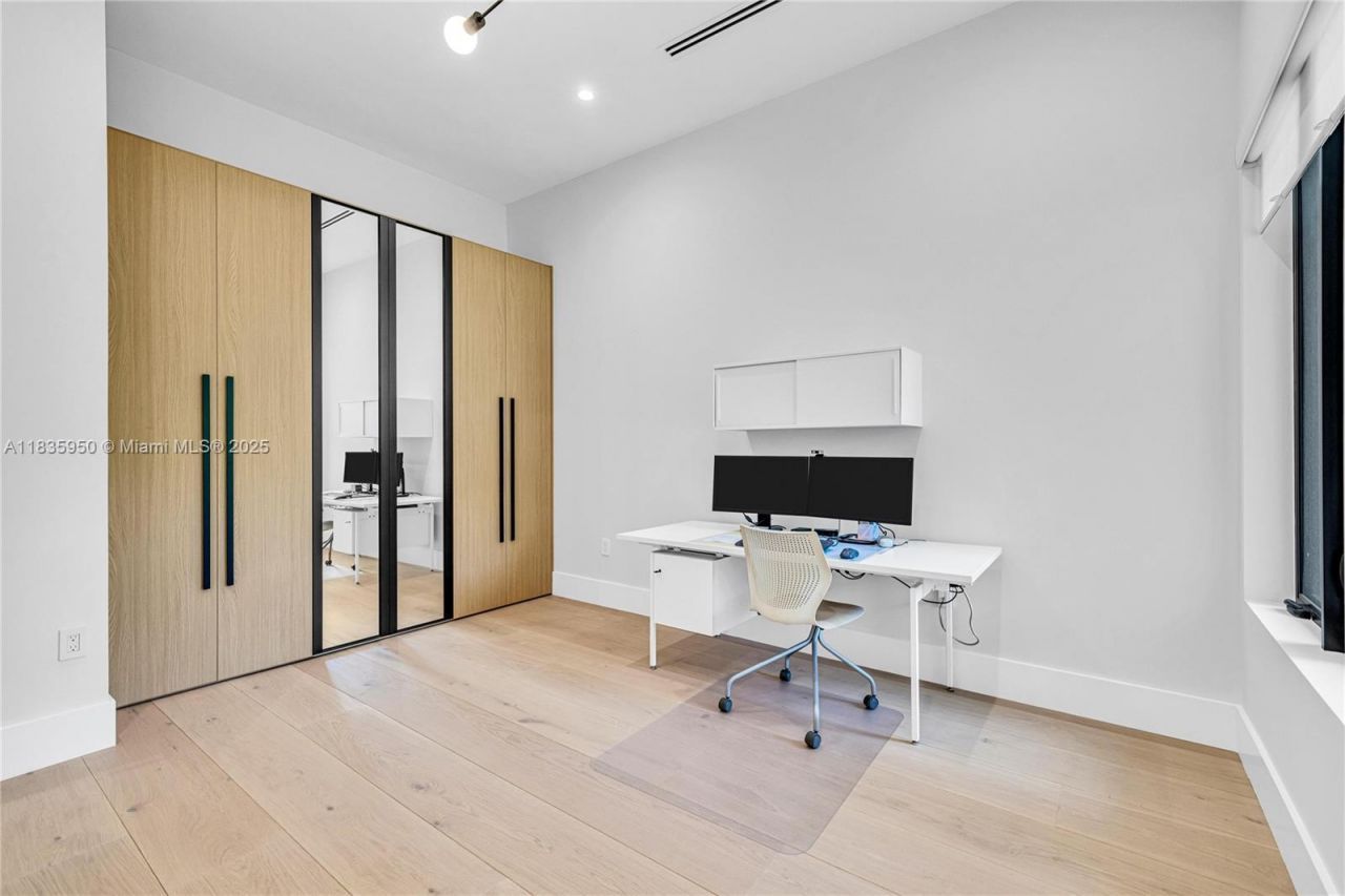 7699 SW 118th St, Pinecrest, FL 33156 Photo