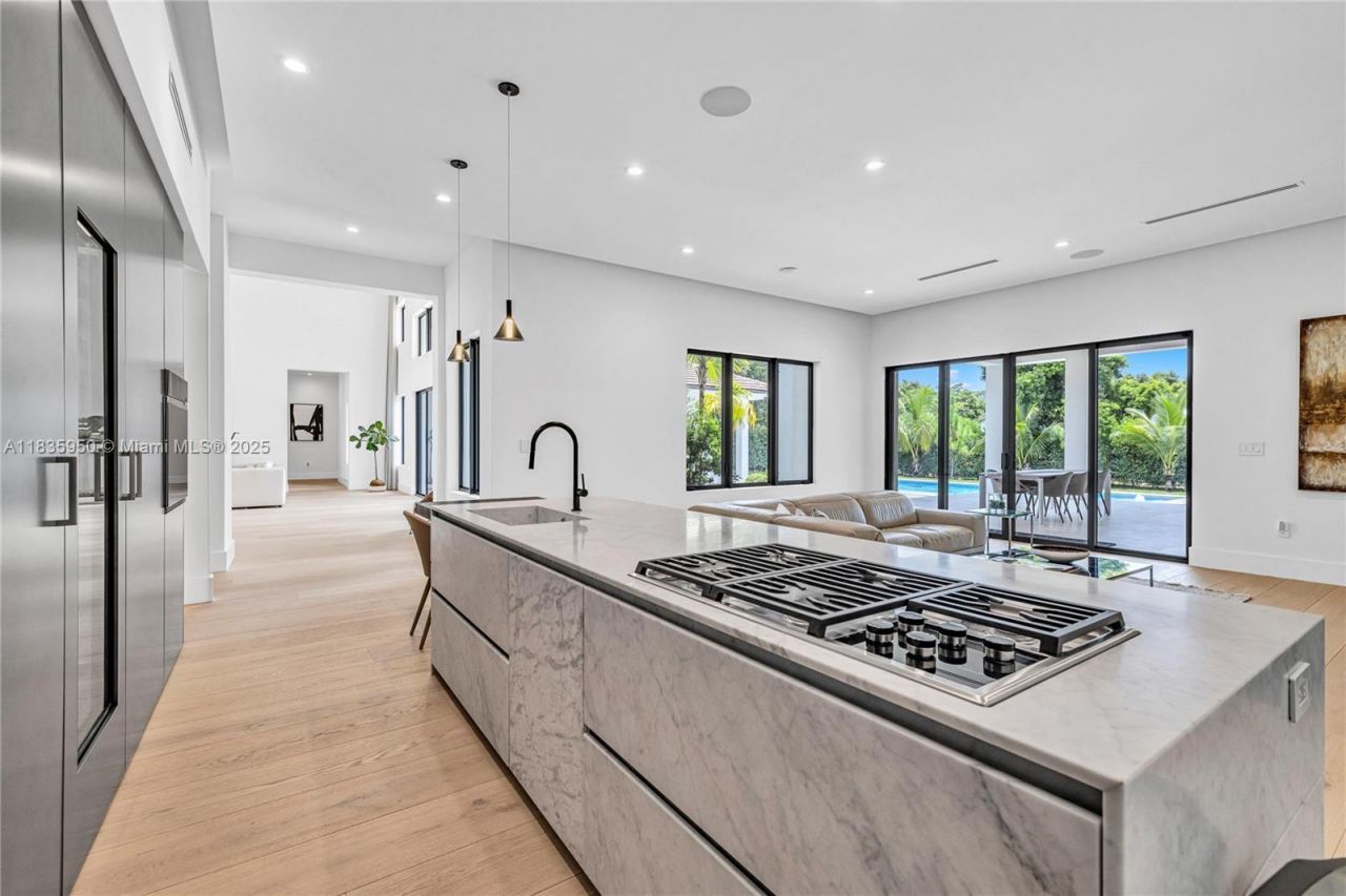 7699 SW 118th St, Pinecrest, FL 33156 Photo