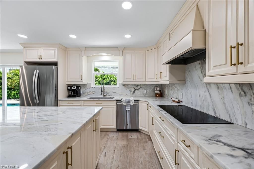 203 1st St, Bonita Springs, FL 34134 Photo