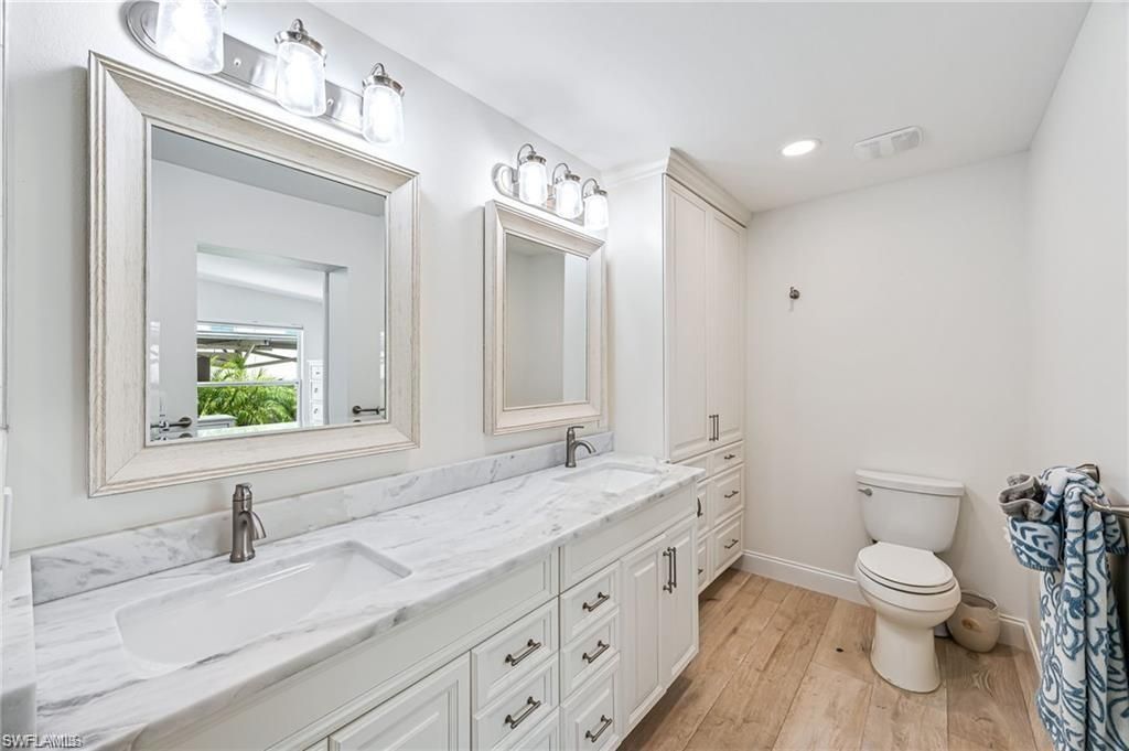 203 1st St, Bonita Springs, FL 34134 Photo