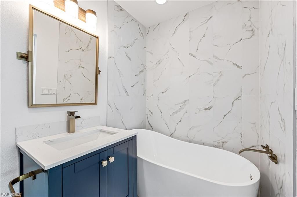 203 1st St, Bonita Springs, FL 34134 Photo