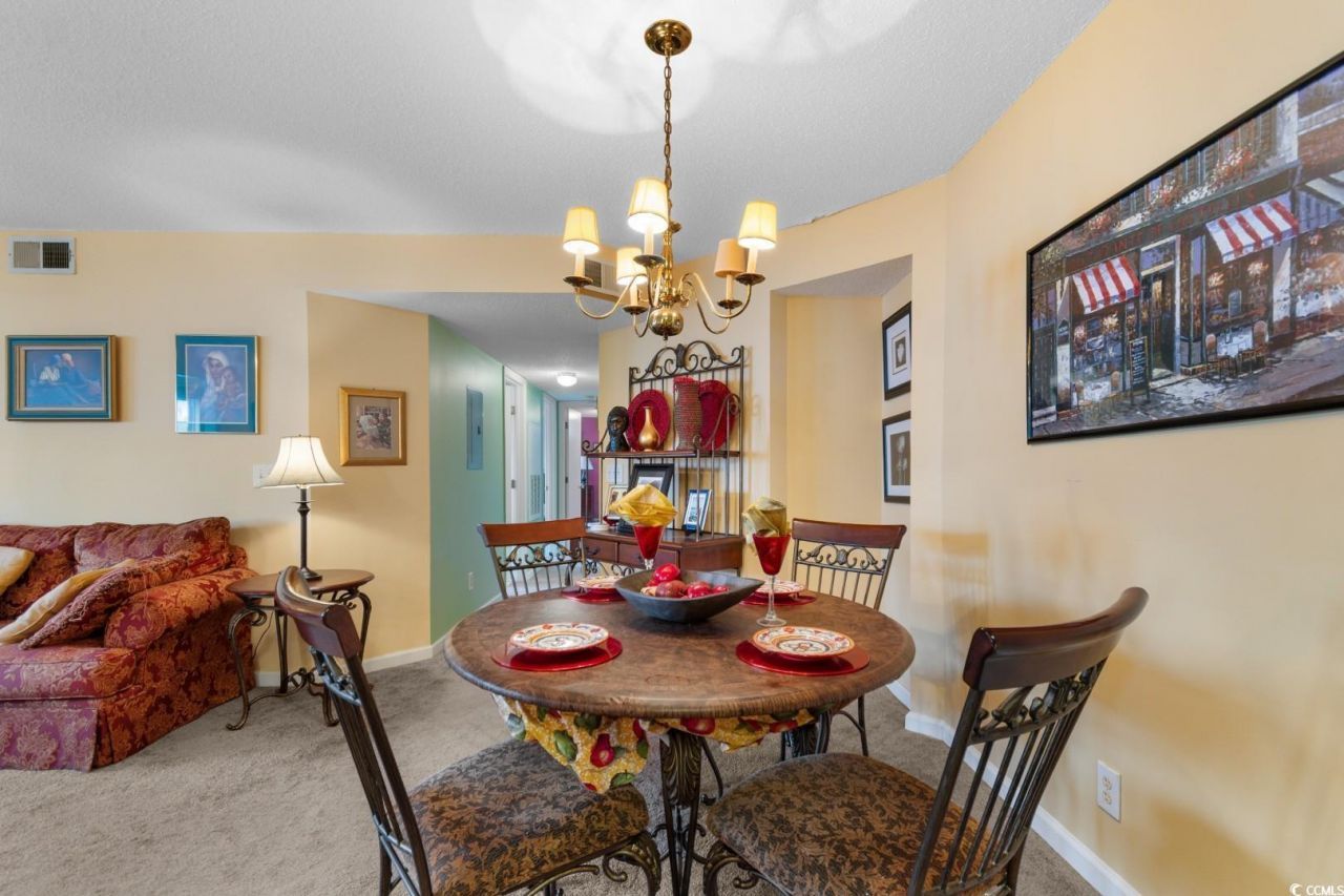 2276 Essex Dr. Photo 10