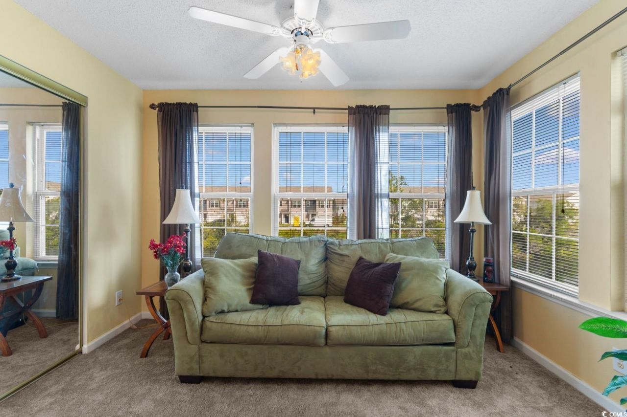 2276 Essex Dr. Photo 16