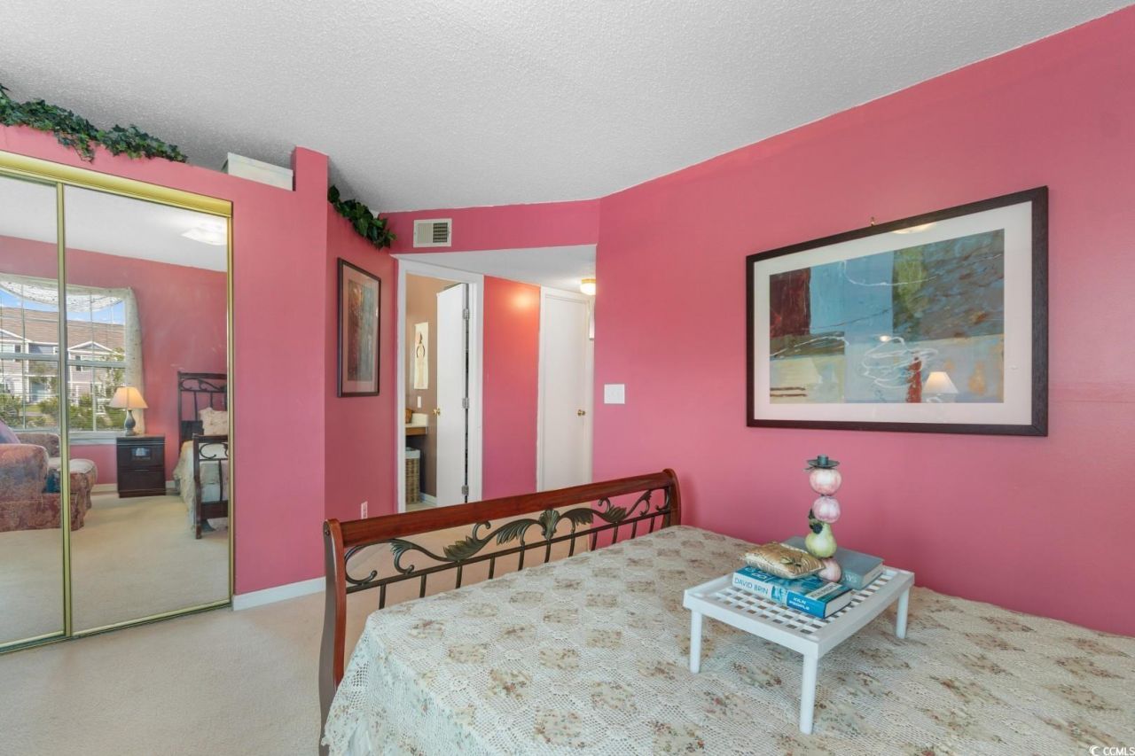 2276 Essex Dr. Photo 18