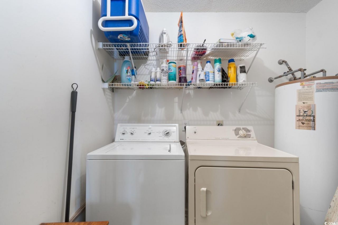 2276 Essex Dr. Photo 25