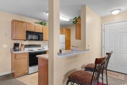 2276 Essex Dr. photo 4