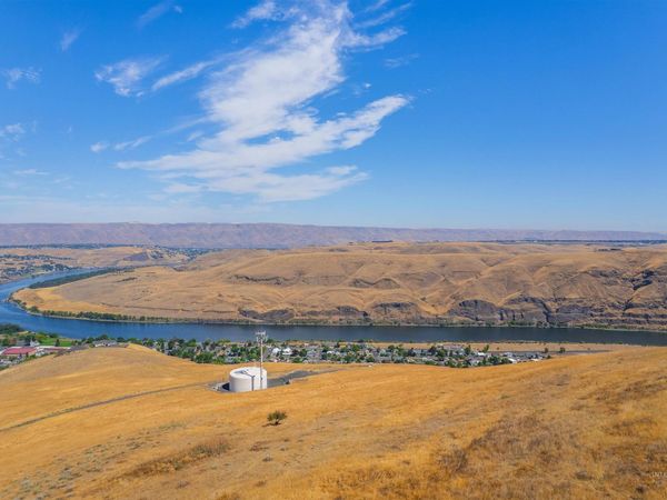 791 Swantz, Asotin, WA 99402