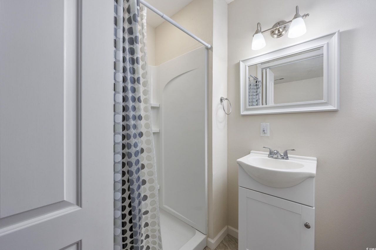 6703 Jefferson Pl. Photo 24