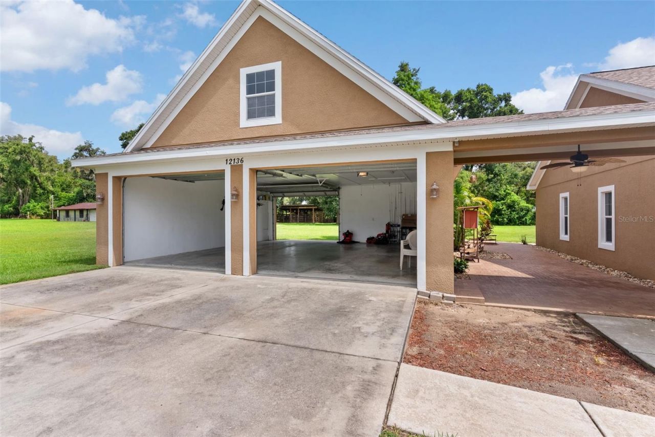 12136 Mcintosh Road, Thonotosassa, FL 33592 Photo