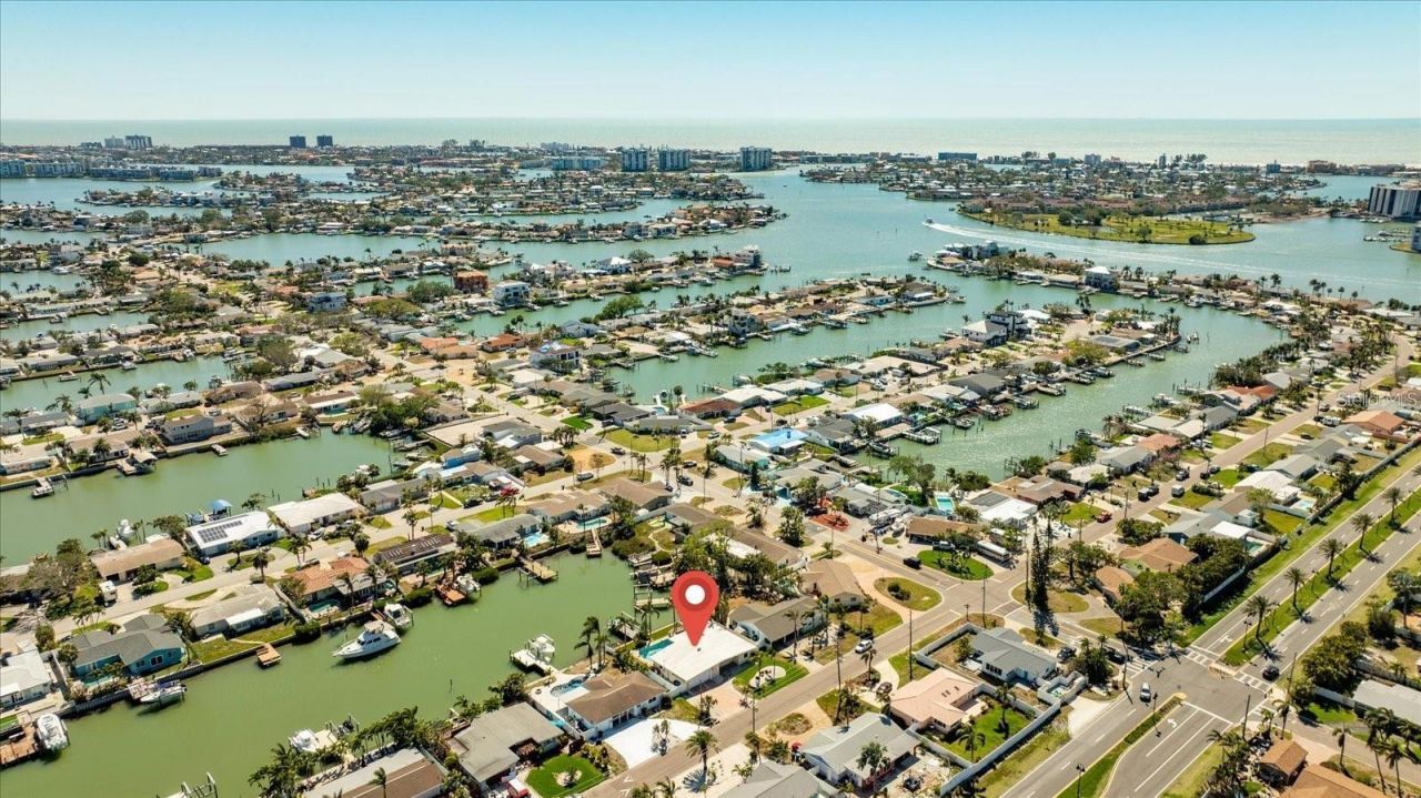 7870 Causeway Boulevard S, Saint Petersburg, FL 33707 Photo