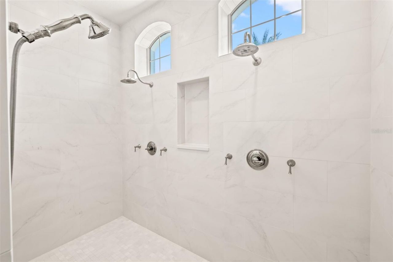 1210 Monterey Boulevard Ne, Saint Petersburg, FL 33704 Photo