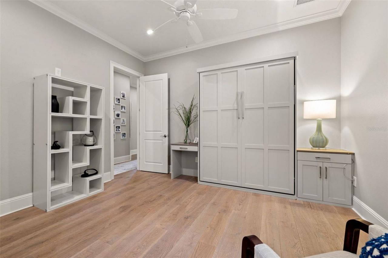 1210 Monterey Boulevard Ne, Saint Petersburg, FL 33704 Photo