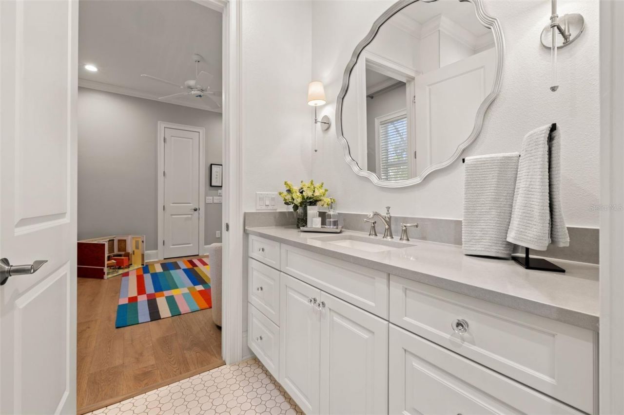 1210 Monterey Boulevard Ne, Saint Petersburg, FL 33704 Photo