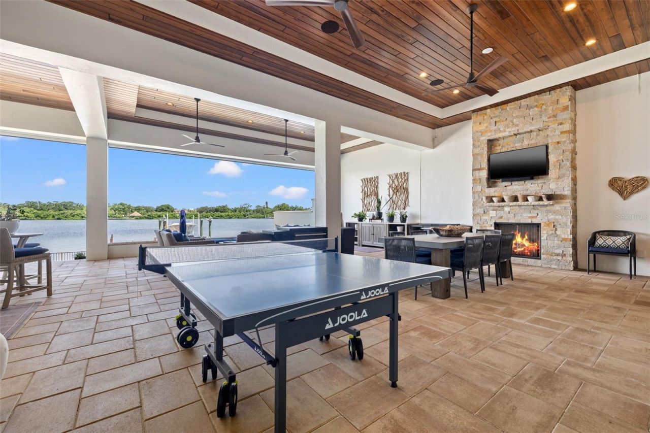 1210 Monterey Boulevard Ne, Saint Petersburg, FL 33704 Photo