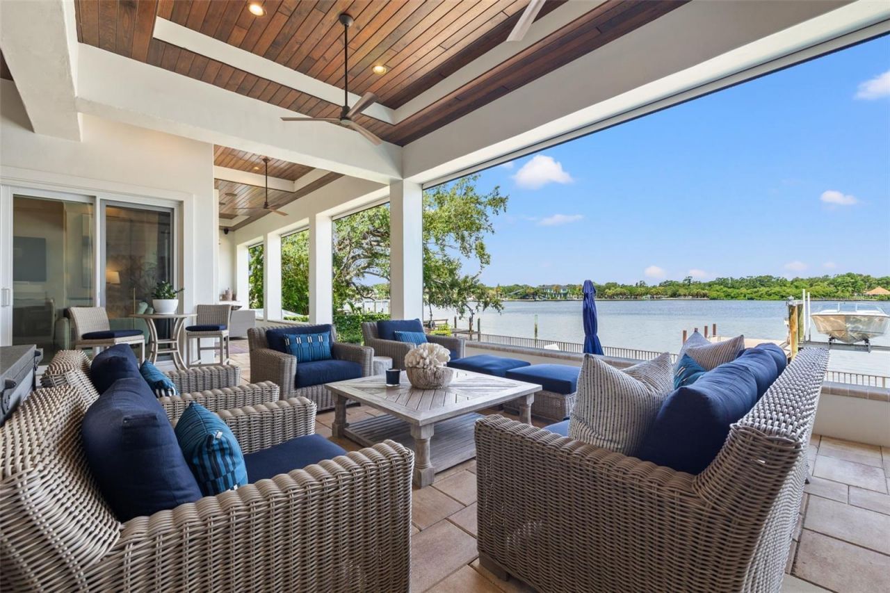 1210 Monterey Boulevard Ne, Saint Petersburg, FL 33704 Photo