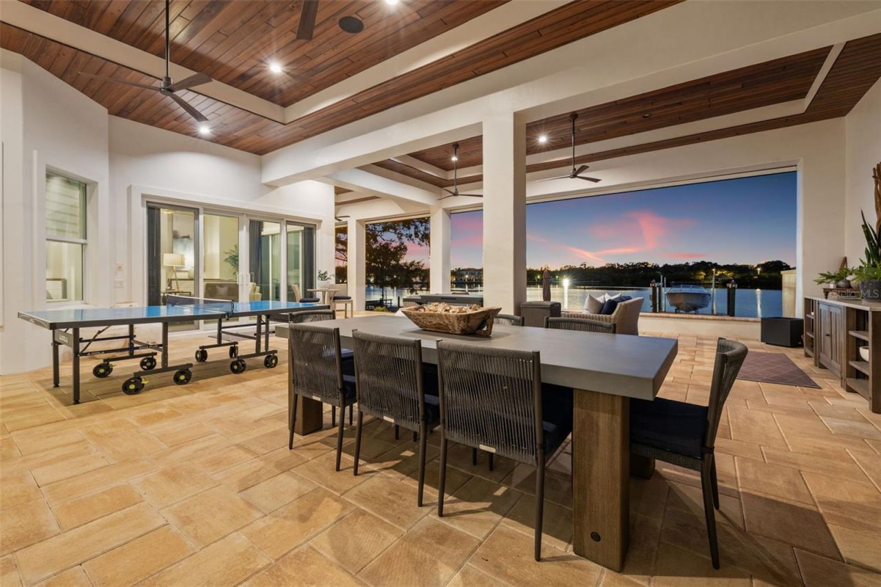 1210 Monterey Boulevard Ne, Saint Petersburg, FL 33704 Photo