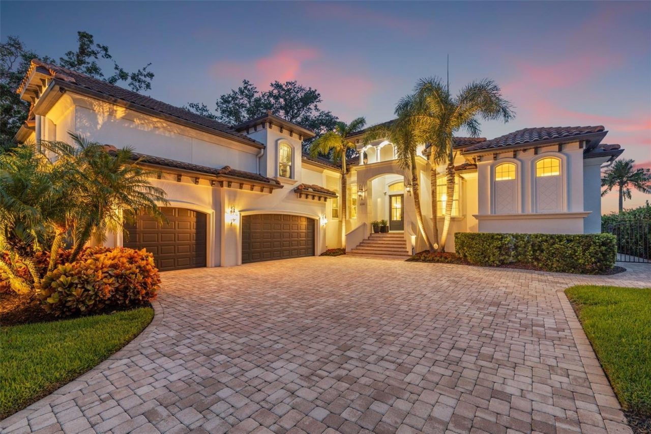 1210 Monterey Boulevard Ne, Saint Petersburg, FL 33704 Photo