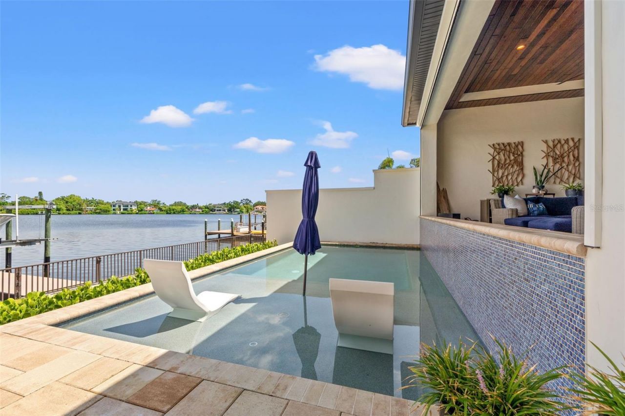 1210 Monterey Boulevard Ne, Saint Petersburg, FL 33704 Photo