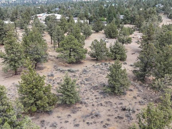65432 78th St, Bend, OR 97703