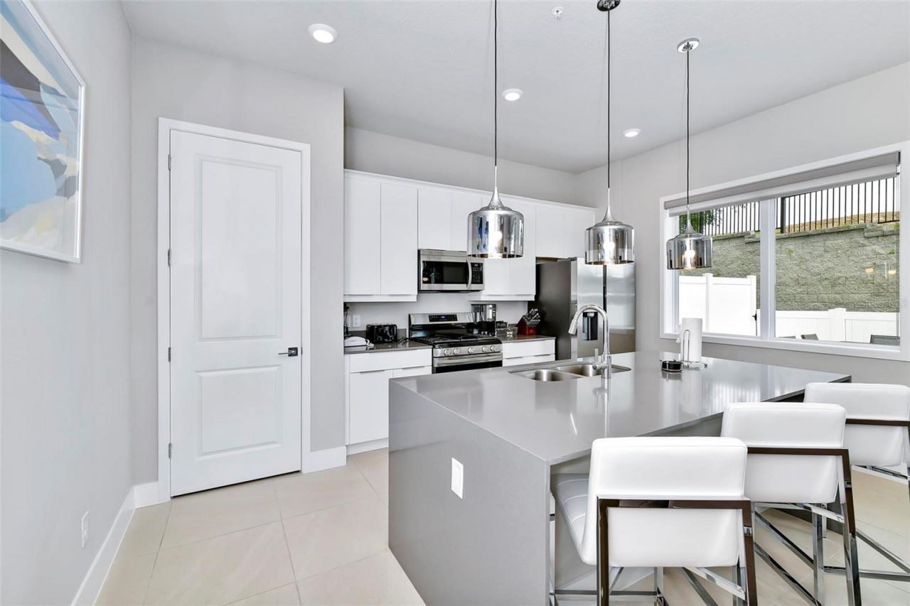 7740 Sandy Ridge Drive, Unit 121, Reunion, FL 34747 Photo