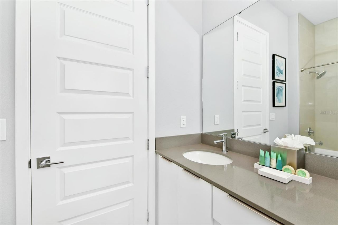 7740 Sandy Ridge Drive, Unit 121, Reunion, FL 34747 Photo