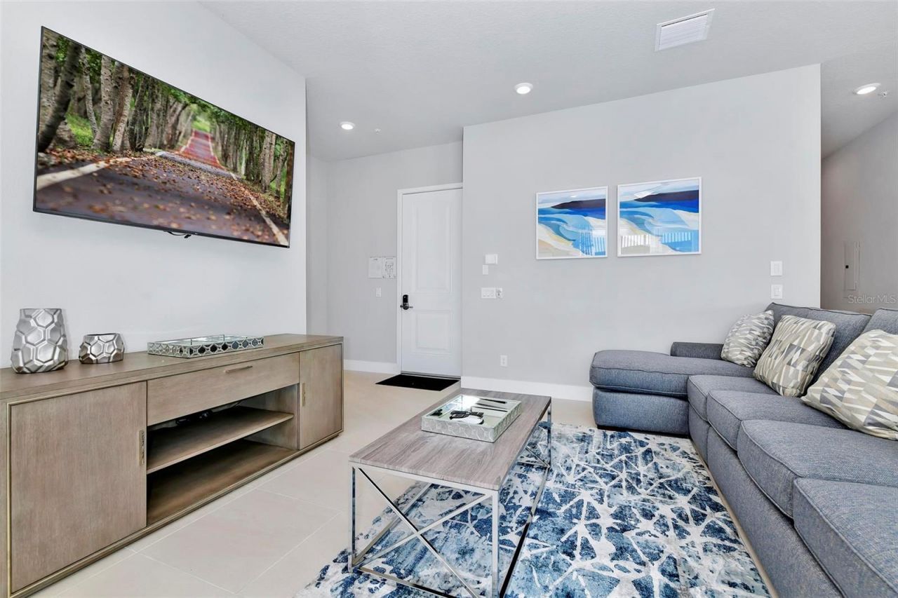 7740 Sandy Ridge Drive, Unit 121, Reunion, FL 34747 Photo
