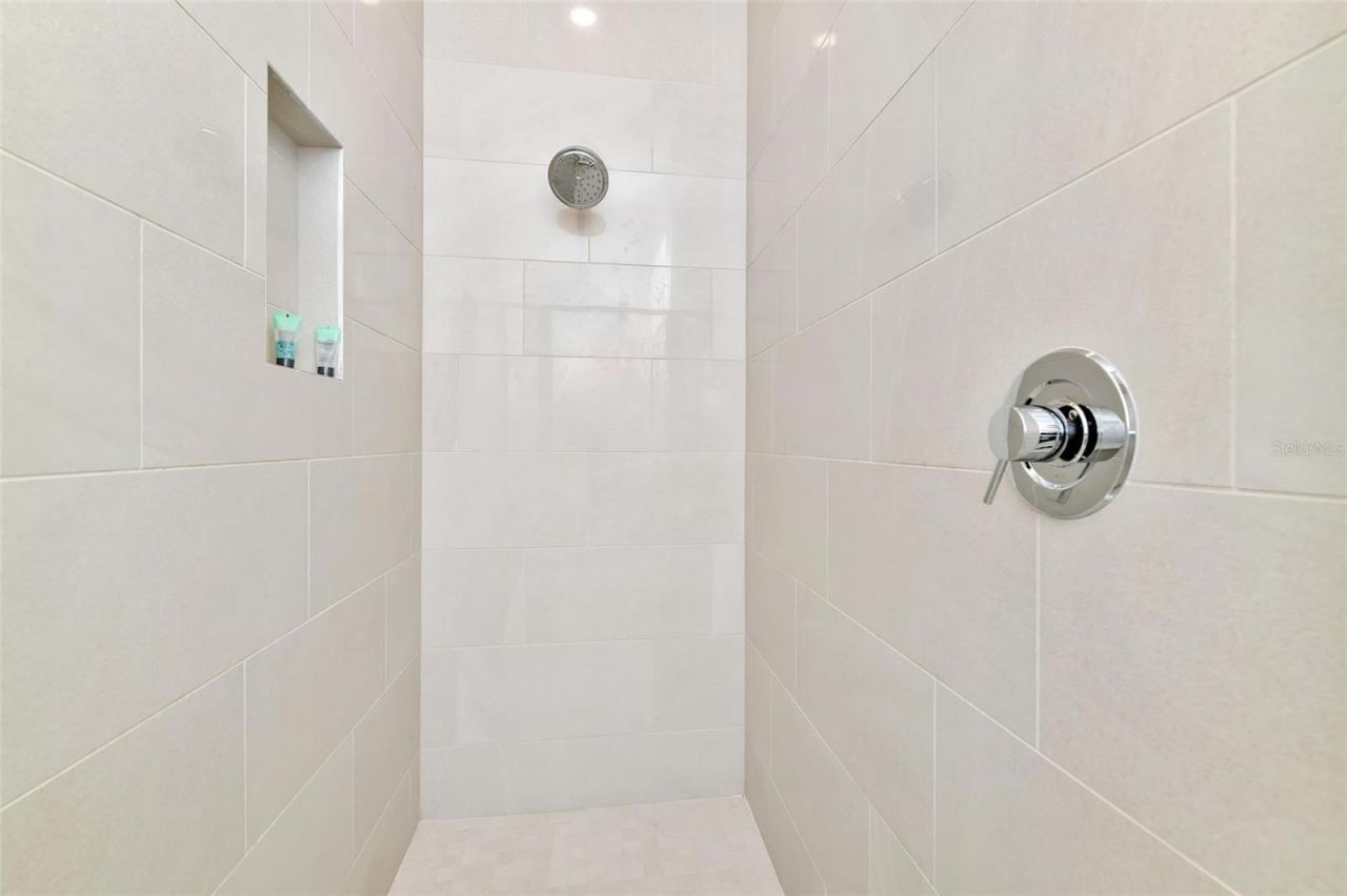 7740 Sandy Ridge Drive, Unit 121, Reunion, FL 34747 Photo