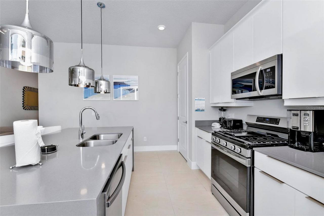 7740 Sandy Ridge Drive, Unit 121, Reunion, FL 34747 Photo