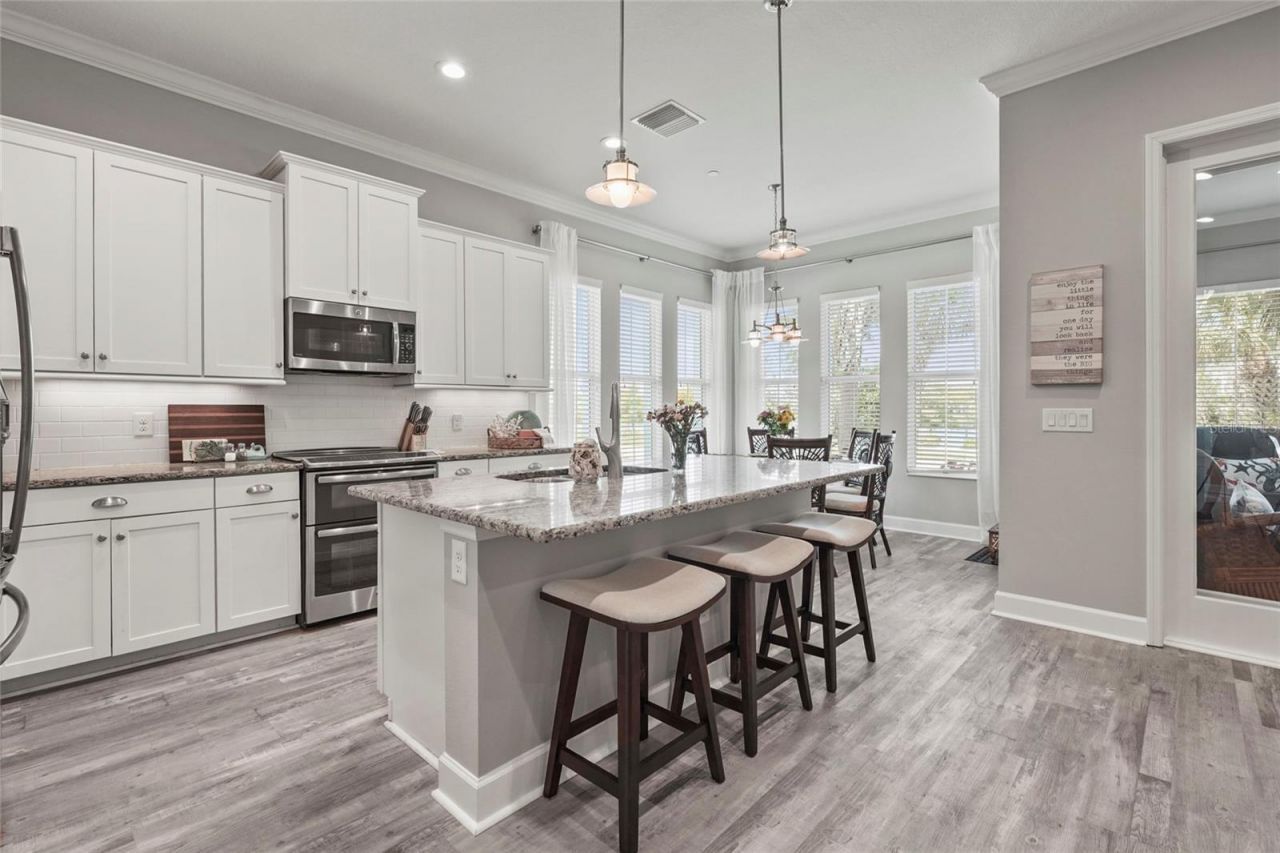 303 Compass Point Drive, Unit 101, Bradenton, FL 34209 Photo