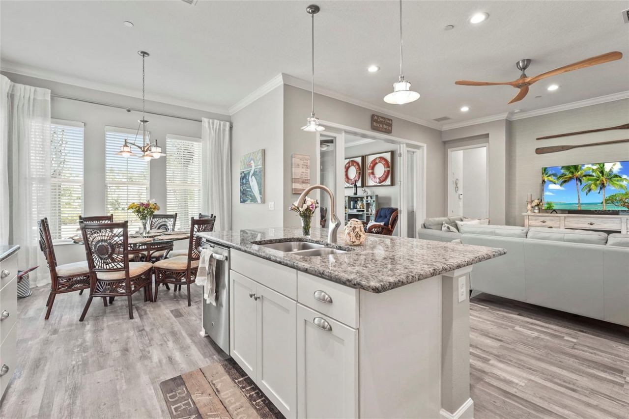 303 Compass Point Drive, Unit 101, Bradenton, FL 34209 Photo