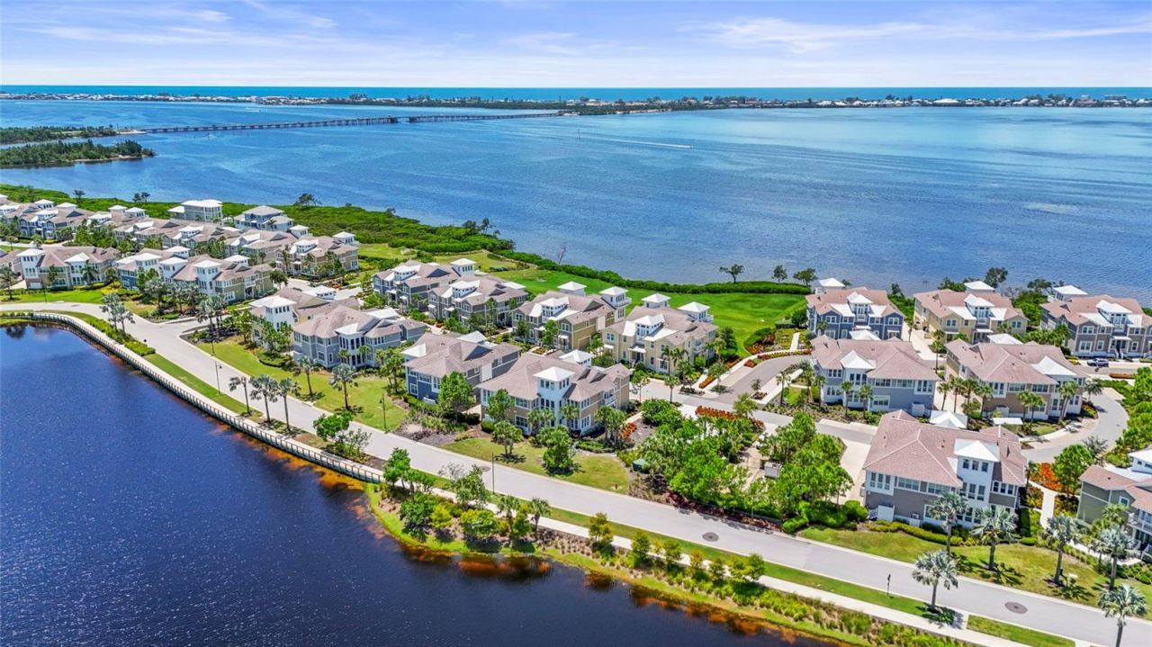 303 Compass Point Drive, Unit 101, Bradenton, FL 34209 Photo