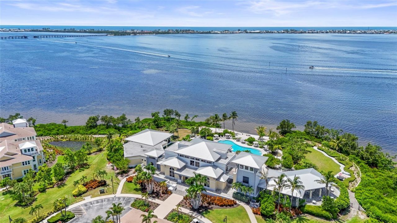 303 Compass Point Drive, Unit 101, Bradenton, FL 34209 Photo