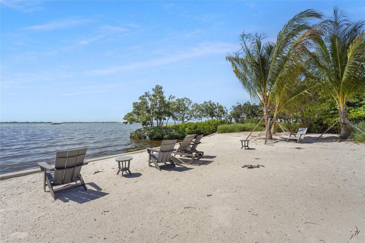 303 Compass Point Drive, Unit 101, Bradenton, FL 34209 Photo