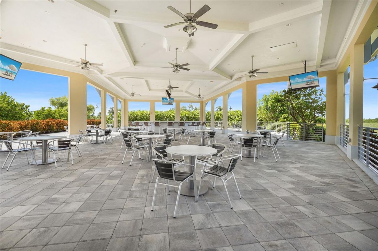 303 Compass Point Drive, Unit 101, Bradenton, FL 34209 Photo